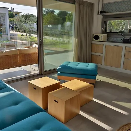 In - 4rosesvillas - Rose Penzion *