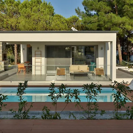Penzion In - 4rosesvillas - Rose Leptokaria
