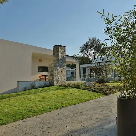 In - 4rosesvillas - Rose Penzion *