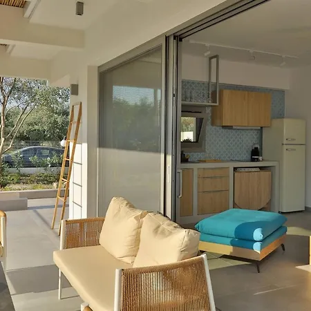 In - 4rosesvillas - Rose Leptokarya (Pieria)
